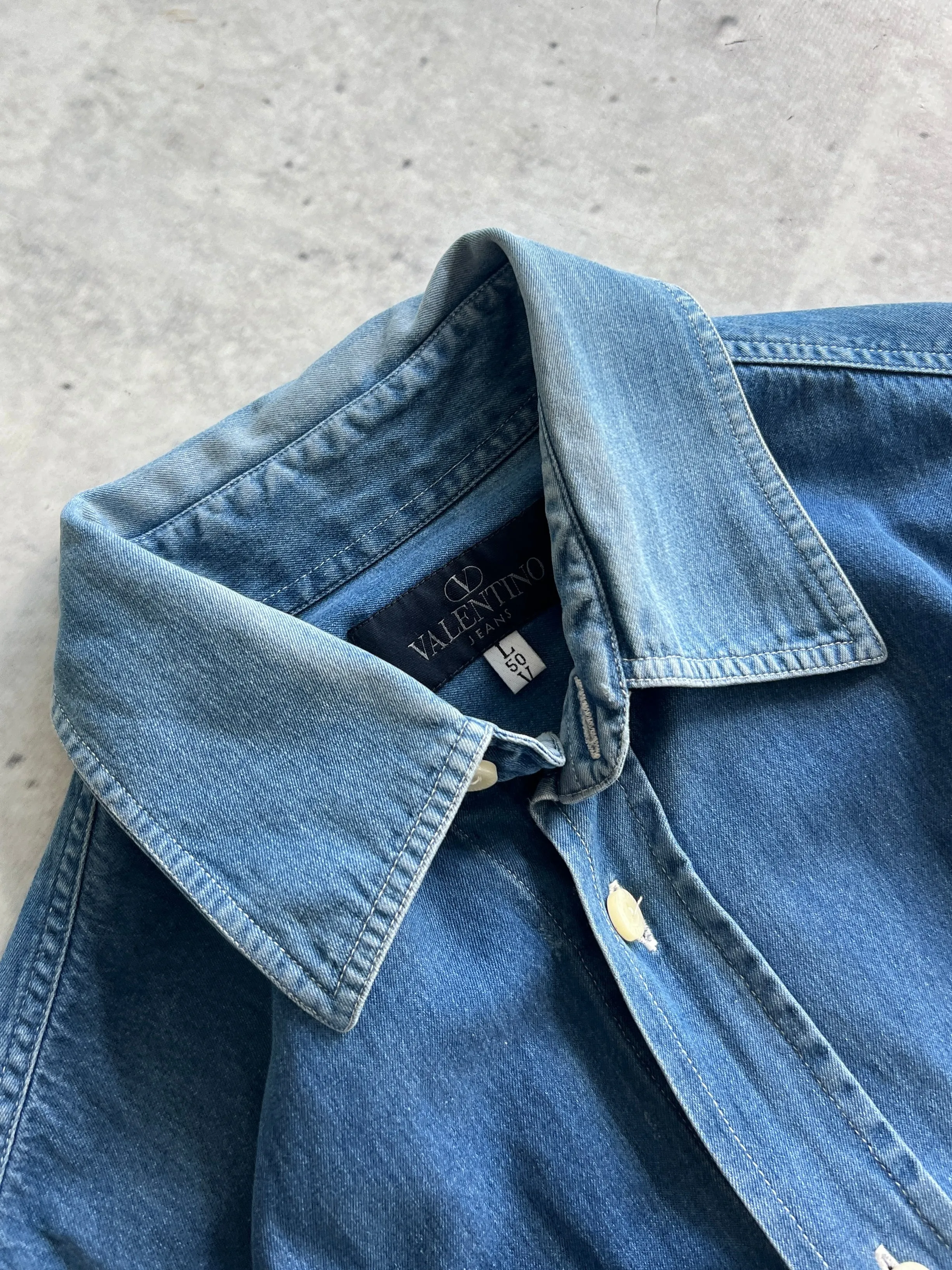 90's Valentino Jeans heavyweight shirt (L)