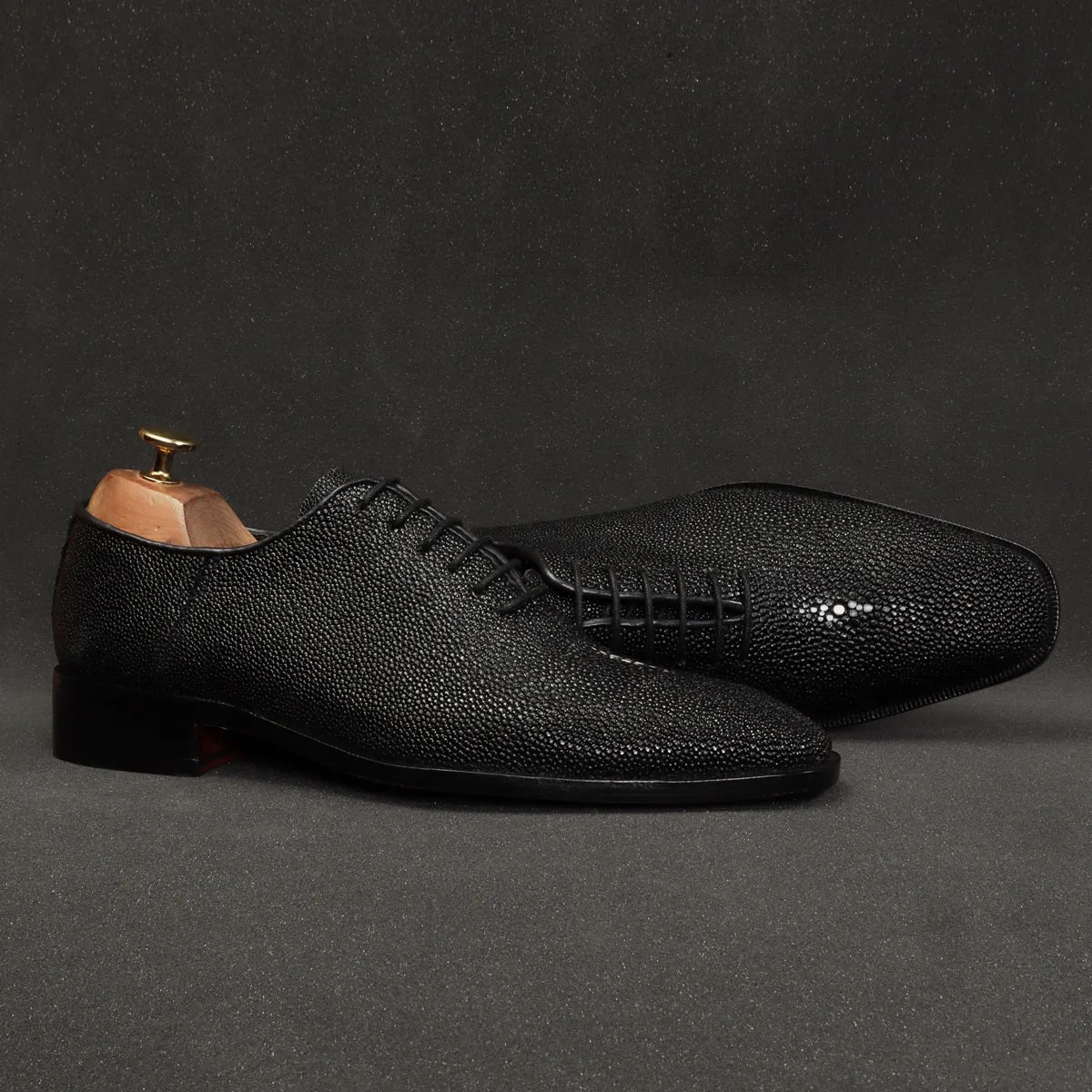 Black Oxfords Lace-Up Formal Shoes in Exotic Stingray Fish Leather