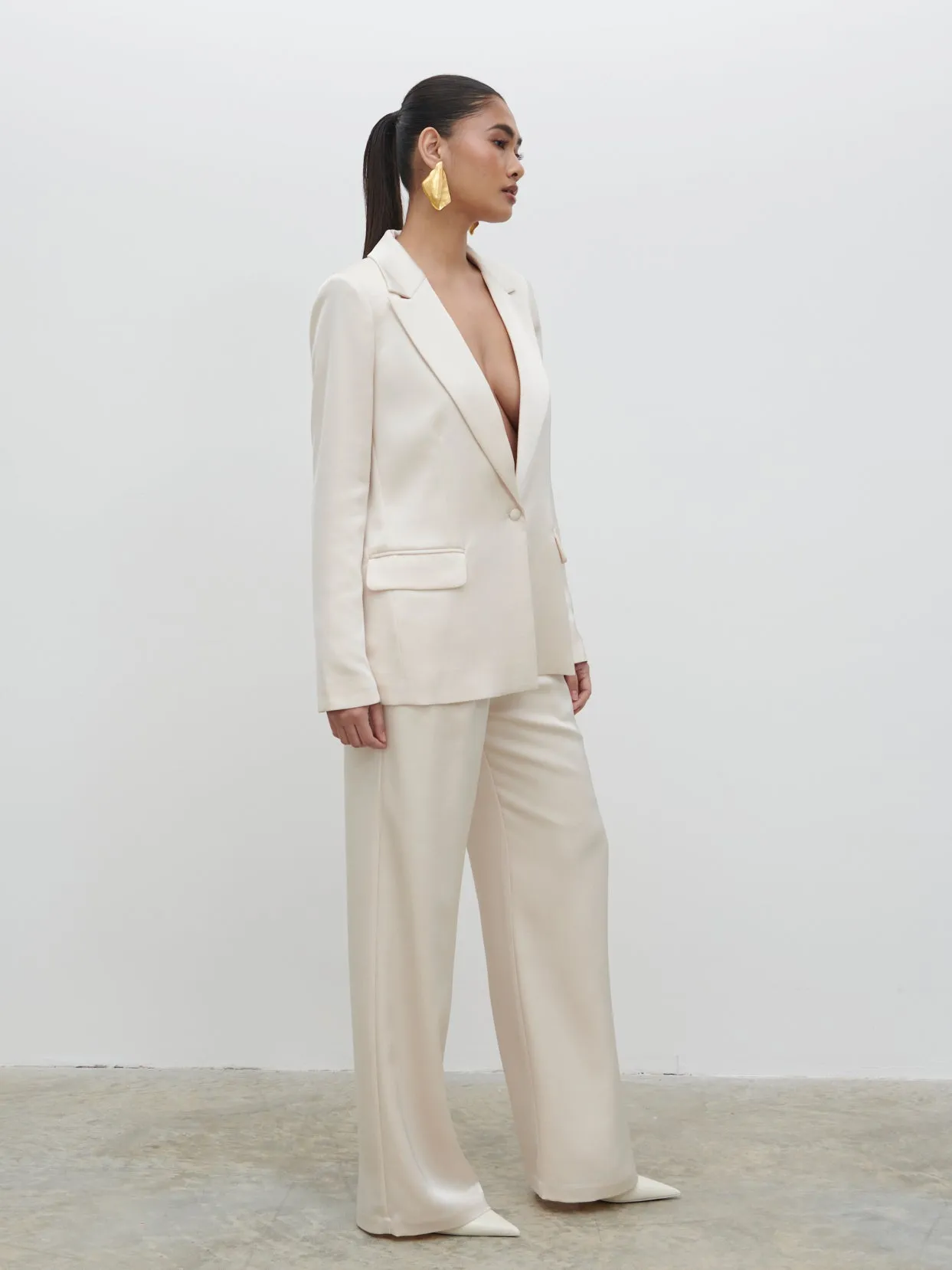 Callie Satin Suit Jacket - Ivory