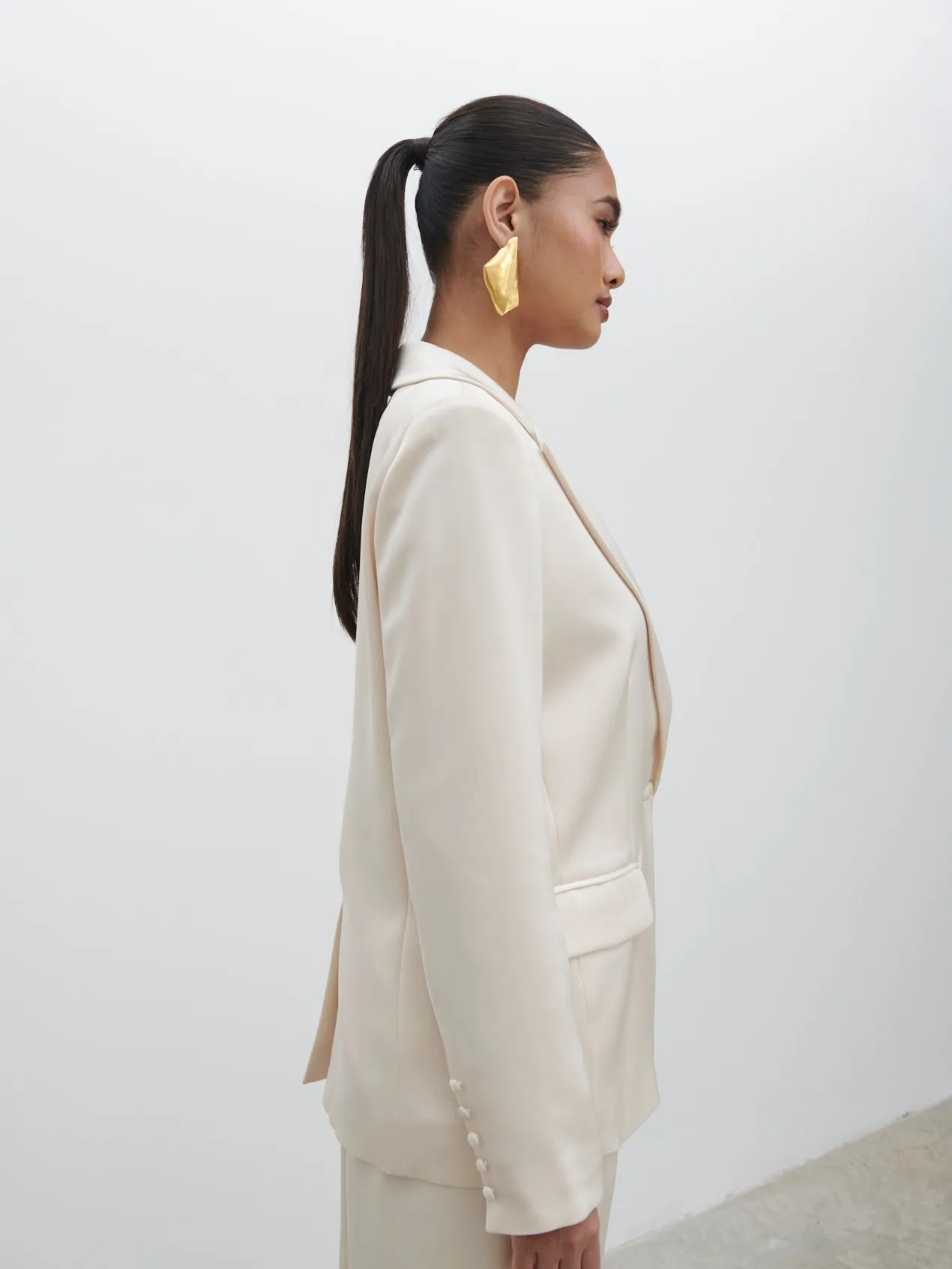 Callie Satin Suit Jacket - Ivory