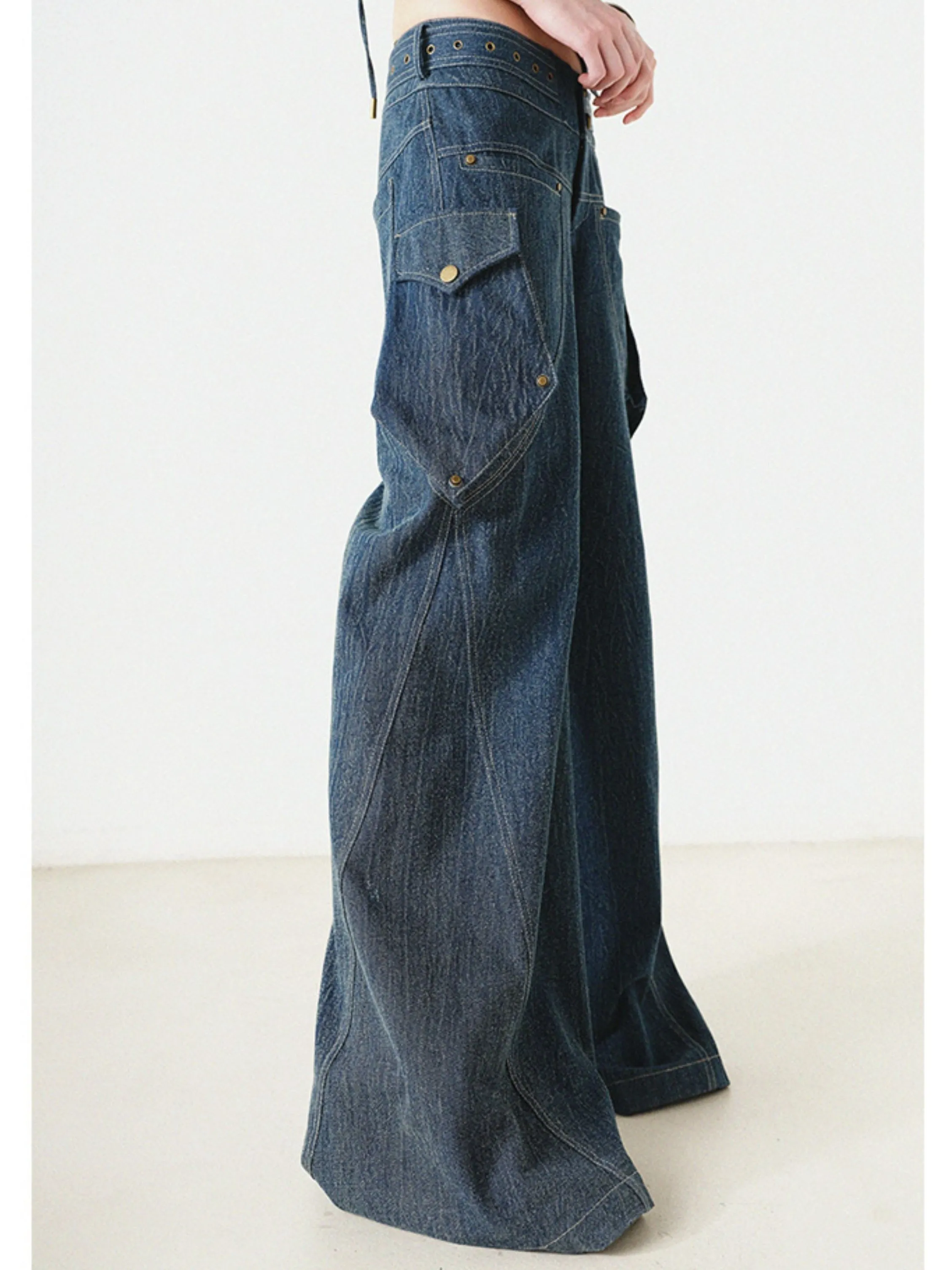 Mid-low Waist Washed Loose Jeans