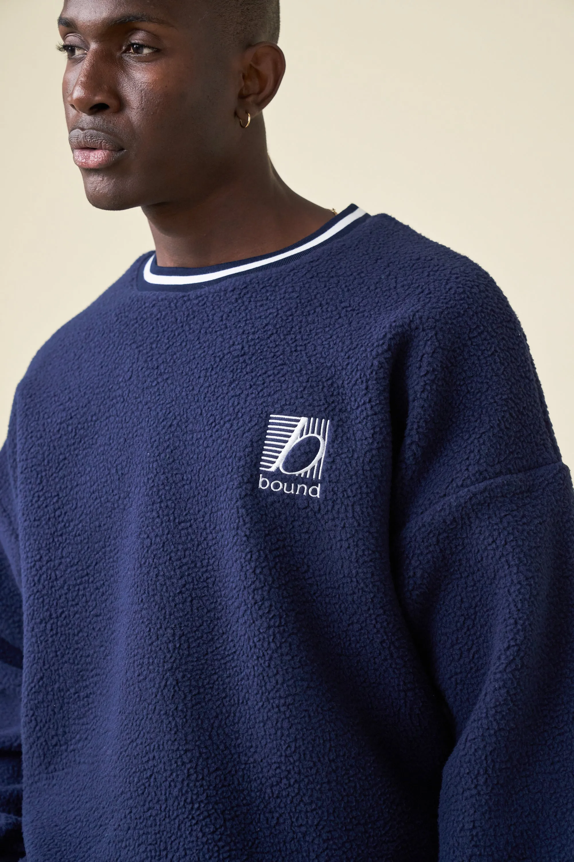 REVERSE FLEECE GRID SWEATER  - NAVY