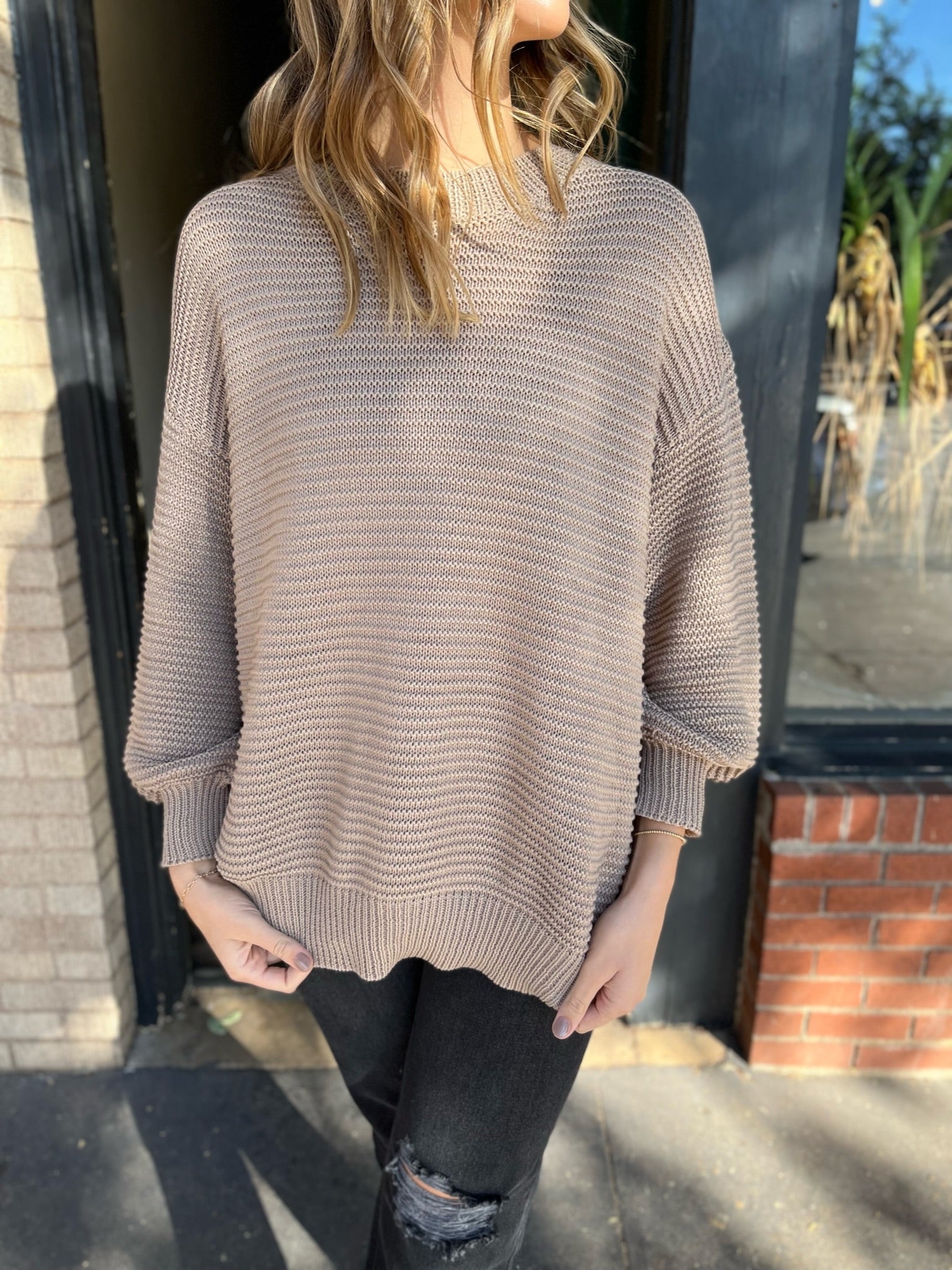 Ribbed Knit Long Sleeve Sweater - Taupe