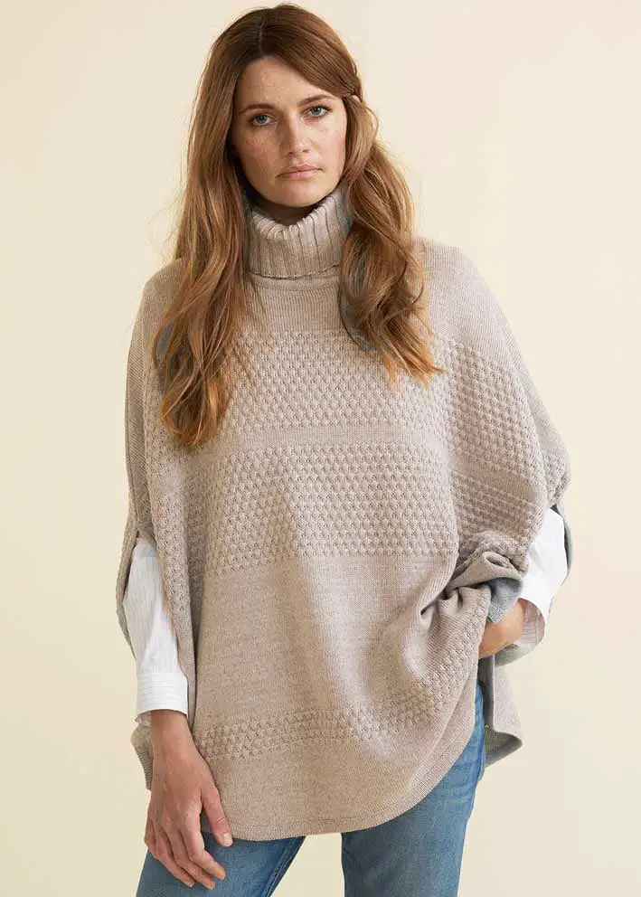 Sibin Linnebjerg Siff Poncho - Light Sand