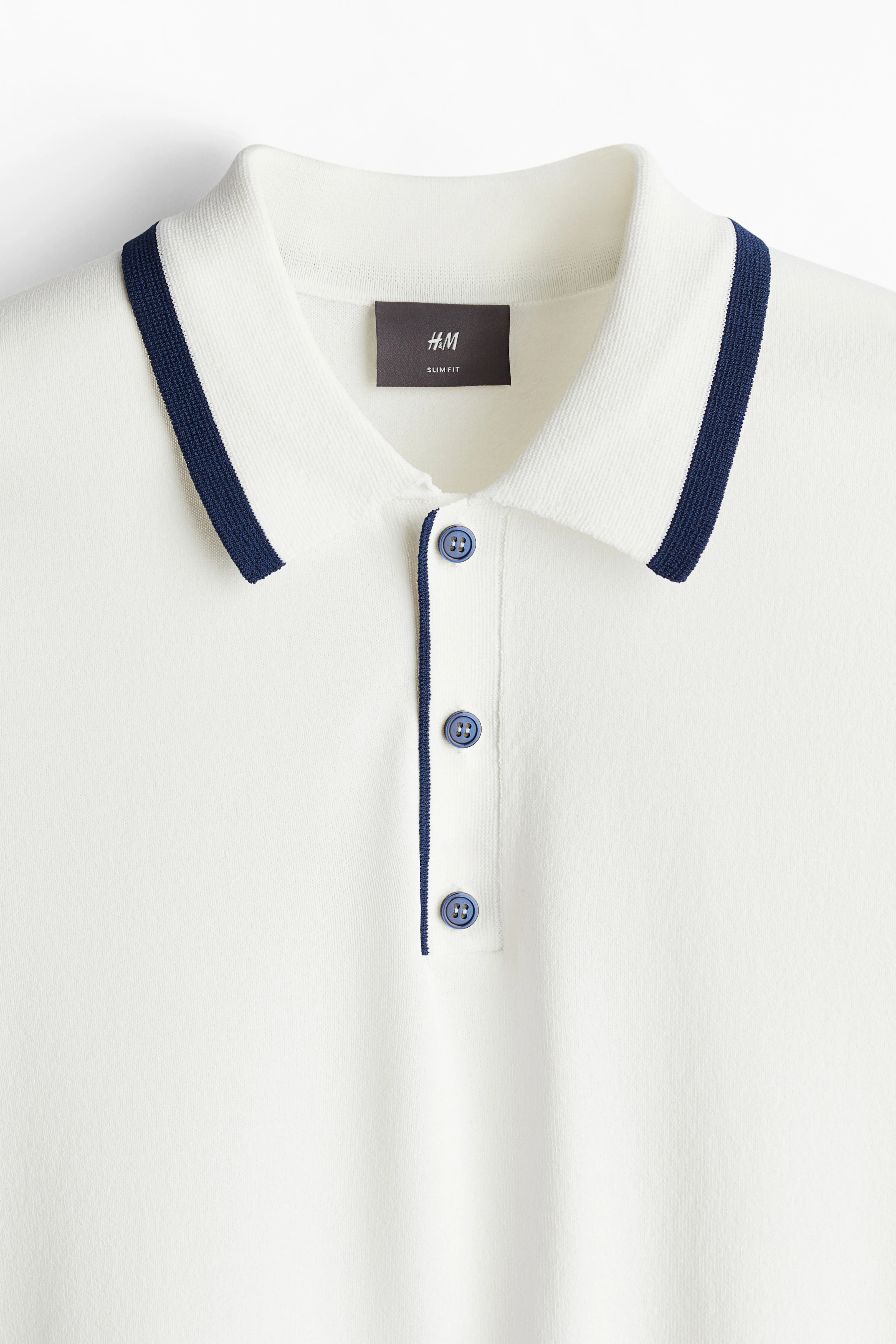 Slim Fit Fine-knit polo shirt - Short sleeve - Regular length - White/Navy blue - Men | H&M GB