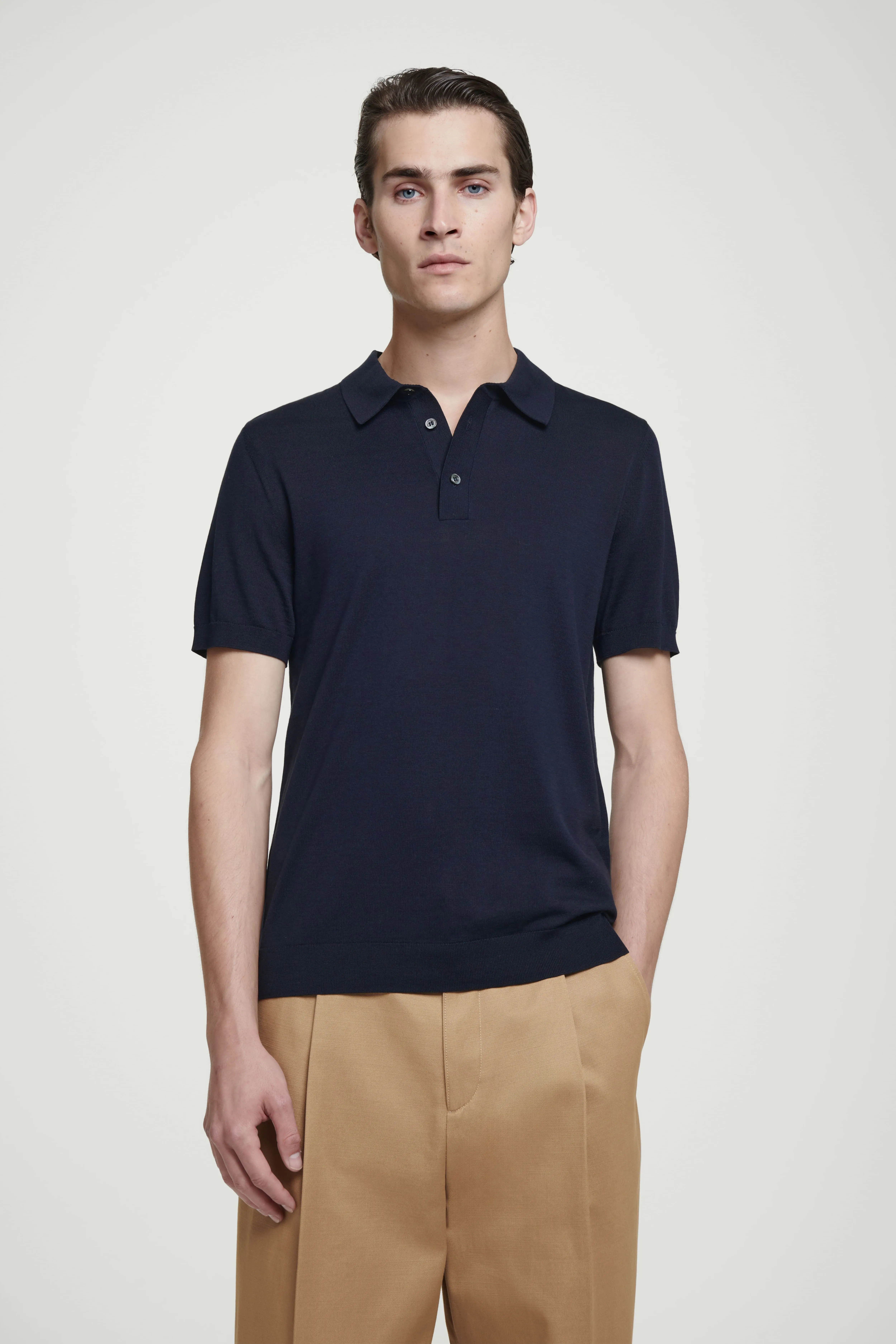 SLIM KNITTED SILK POLO SHIRT - Short sleeve - Regular length - NAVY - Men | H&M GB