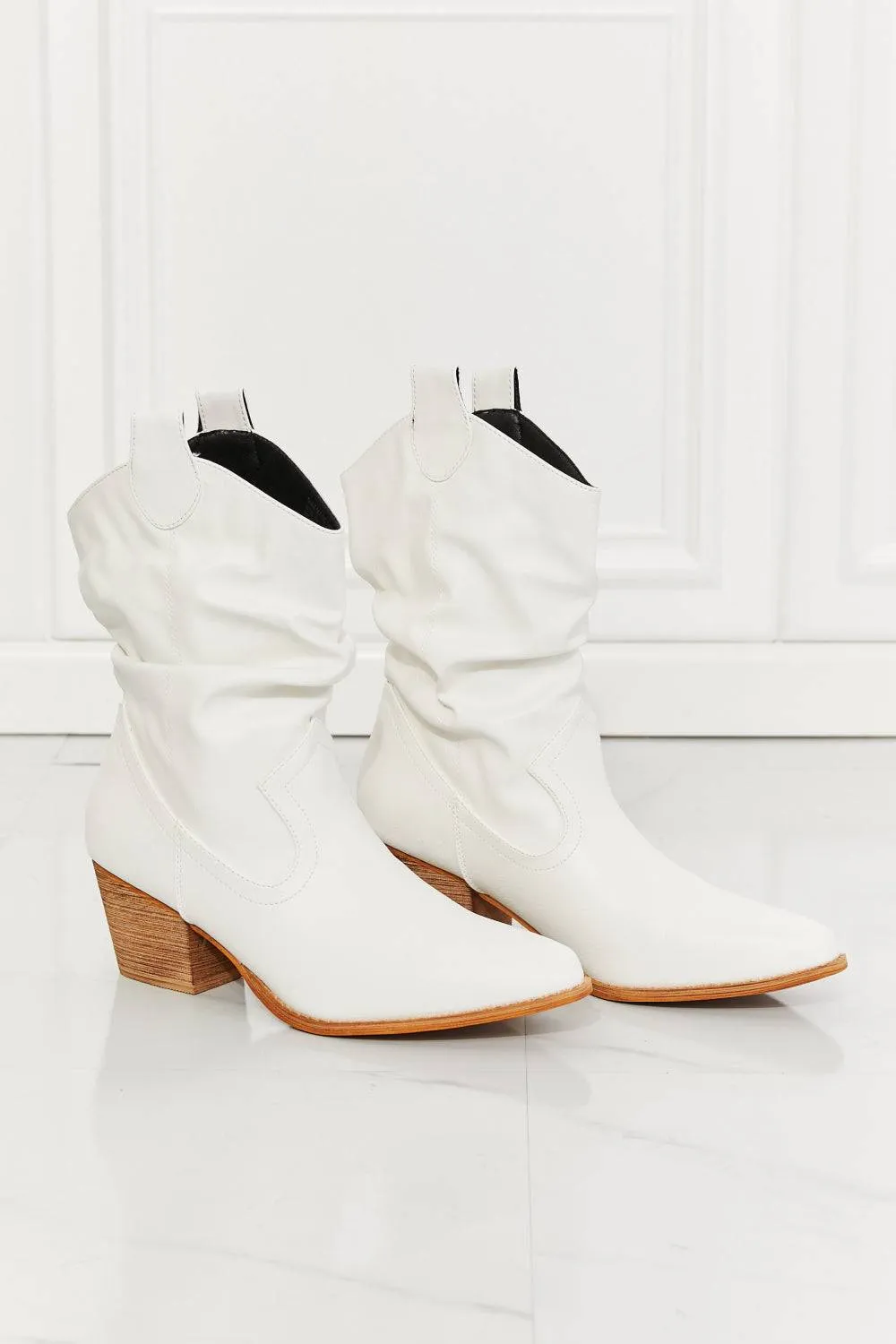 Texas Scrunch -  Cowboy Boots in White For women