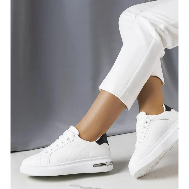 White high-soled sneakers from Tasha