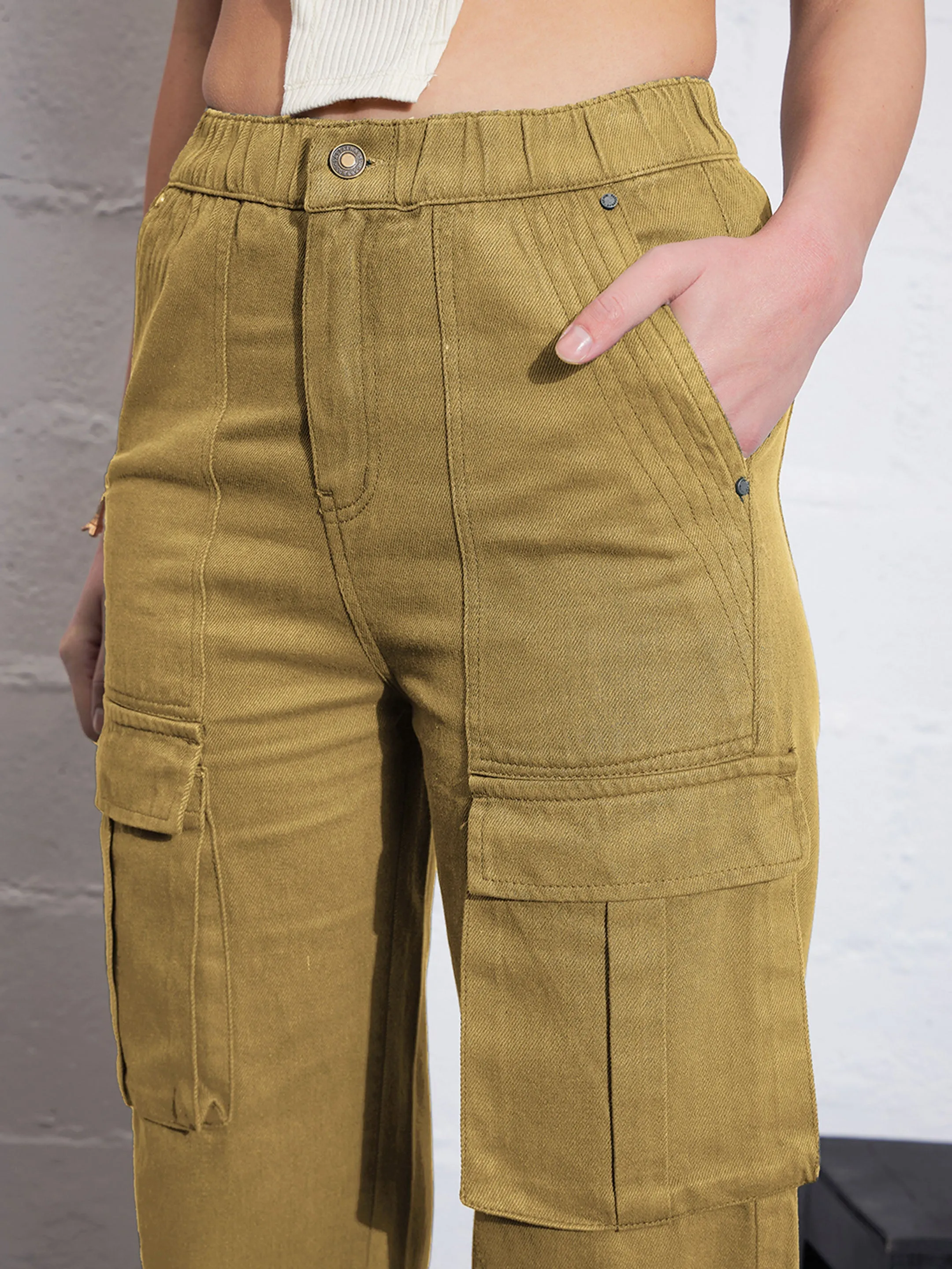 Women Brown Box Pocket Cargo Jeans